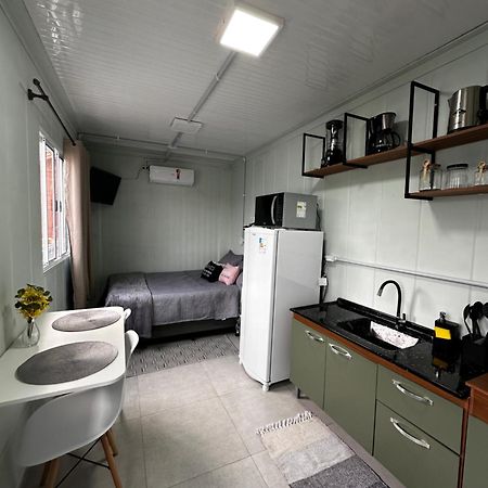 Vila Kitnet Container Com Garagem Itapema Exteriér fotografie